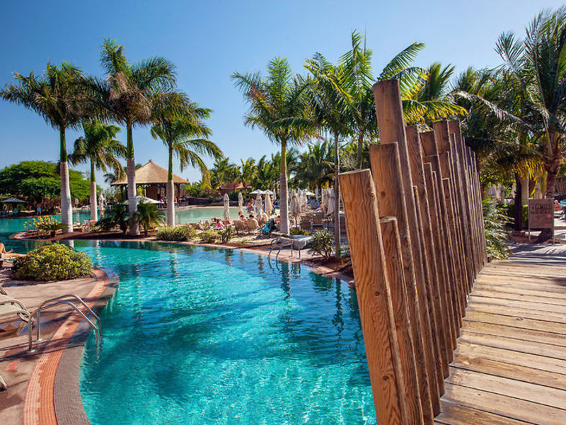 Lopesan Baobab Resort