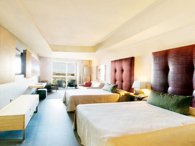 Lopesan Baobab Resort