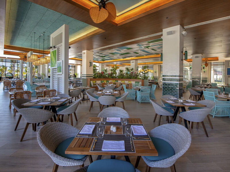 Lopesan Costa Bavaro Resort Spa &Amp; Casino