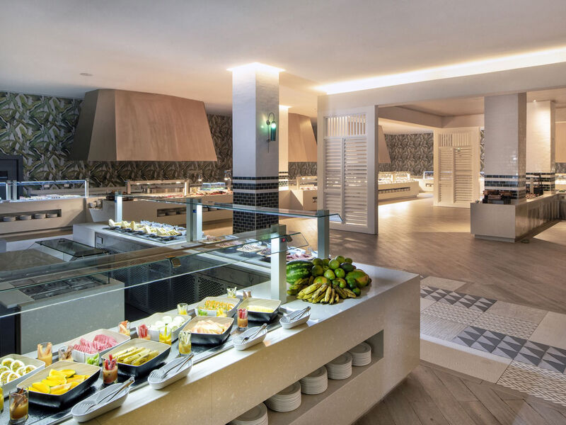 Lopesan Costa Bavaro Resort Spa &Amp; Casino