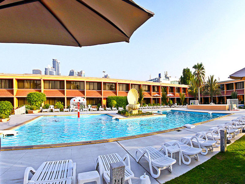 Lou' Lou' A Beach Resort Shar.
