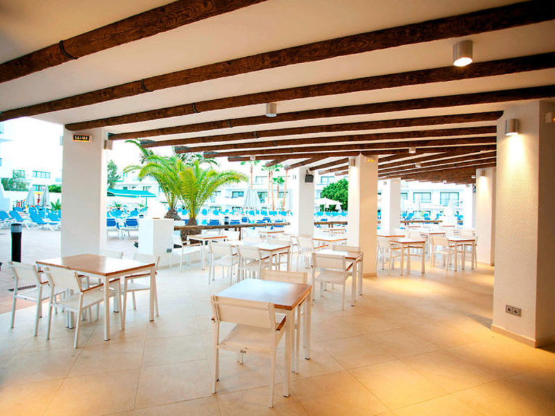 Luabay Lanzarote Beach