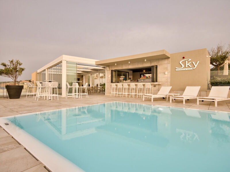 Luna Holiday Complex