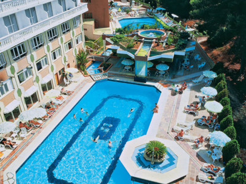 Luna Tropical Park