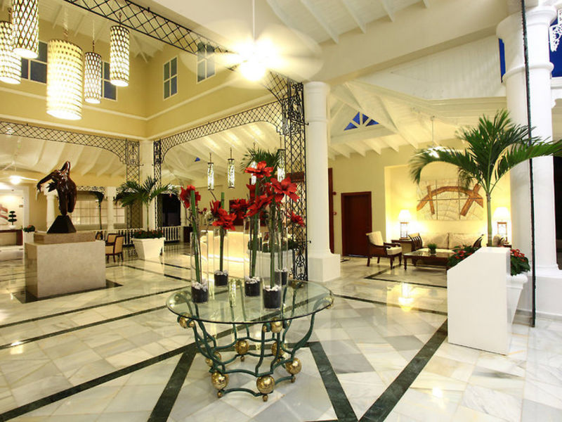 Lux. Bahia Principe Ambar Green