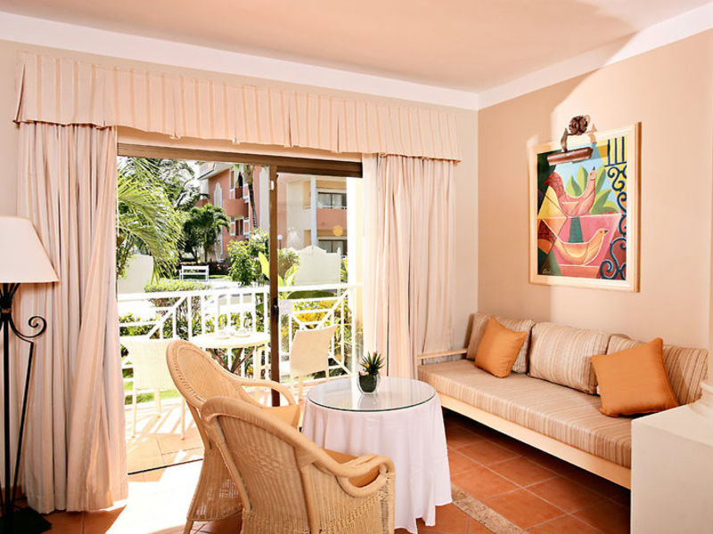 Lux. Bahia Principe Ambar Green