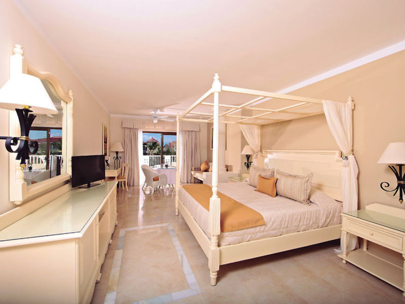 Lux. Bahia Principe Ambar Green
