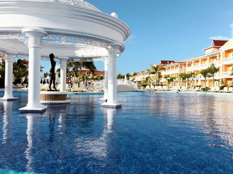 Lux. Bahia Principe Ambar Green