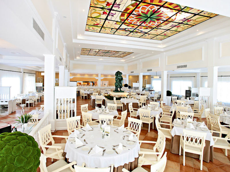 Lux. Bahia Principe Ambar Green