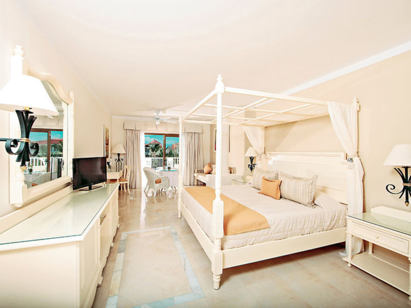 Lux. Bahia Principe Ambar Green