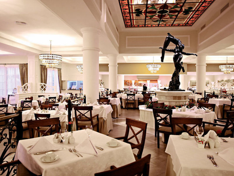 Lux. Bahia Principe Bouganville