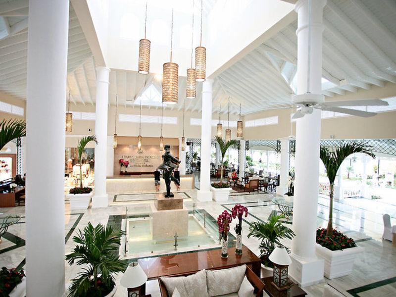 Lux. Bahia Principe Bouganville