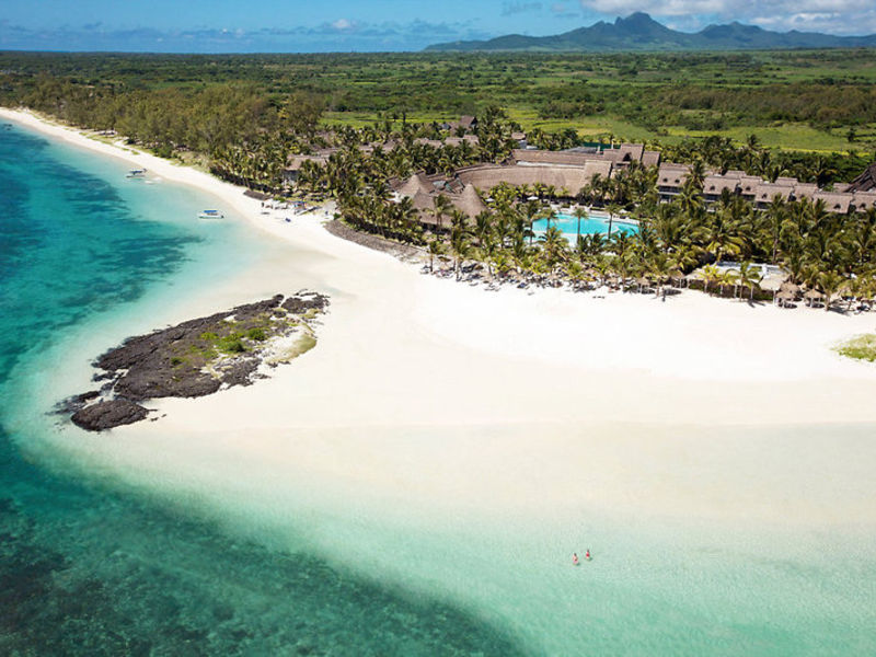 LUX* Belle Mare Honeymoon