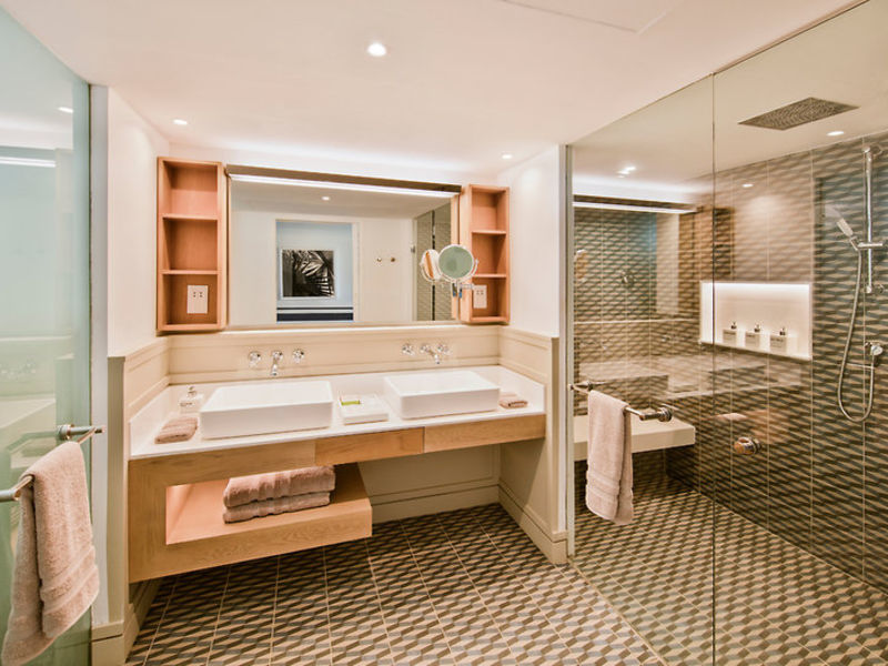 LUX Grand Gaube