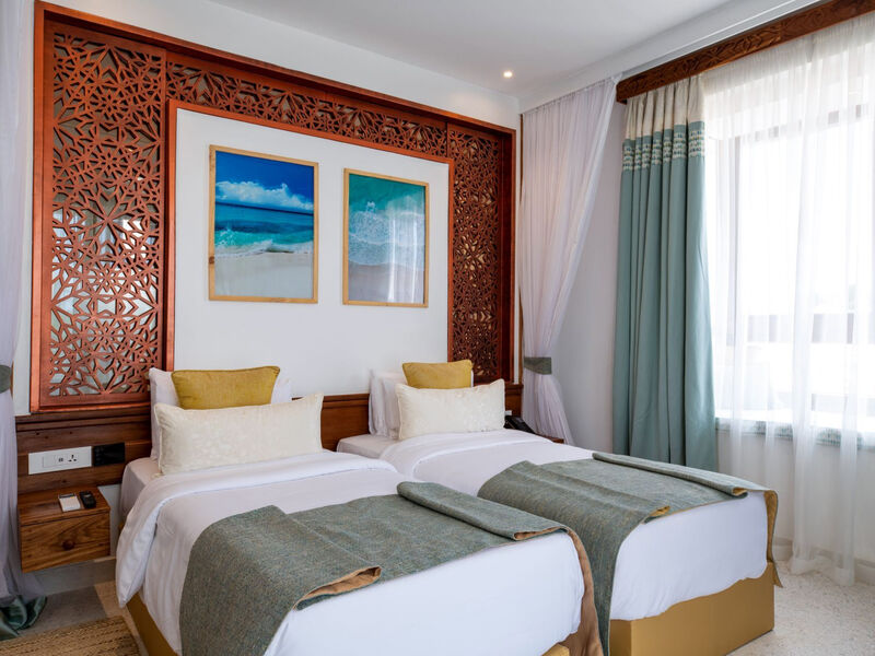 Lux* Marijani Zanzibar
