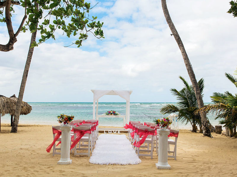 Luxury Bahia Pr. CayoLevantado