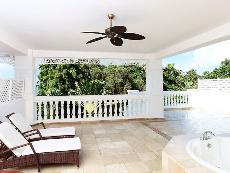 Luxury Bahia Pr. CayoLevantado