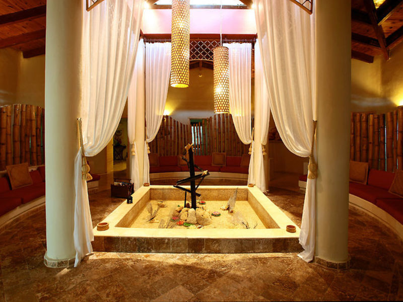 Luxury Bahia Pr. CayoLevantado