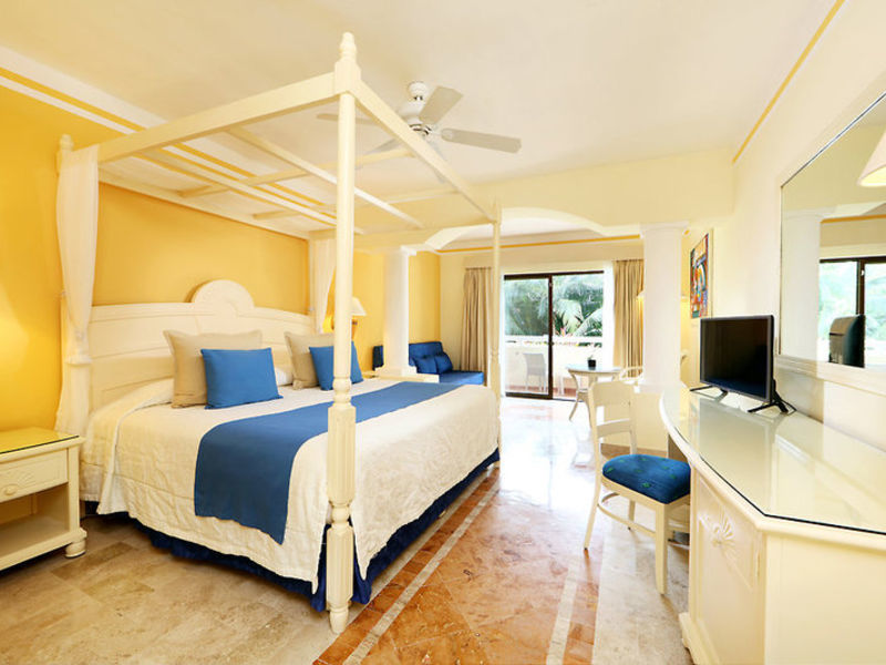 Luxury Bahia Principe Akumal