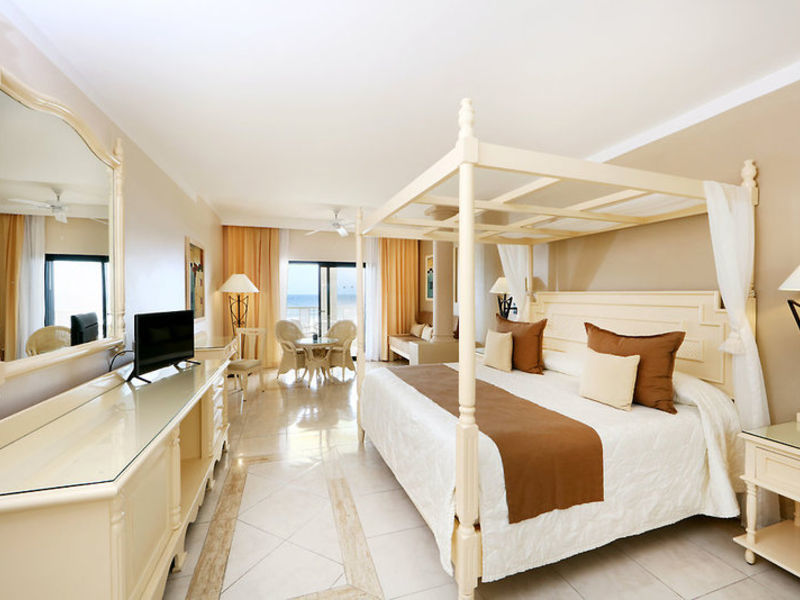 Luxury Bahia Principe Akumal