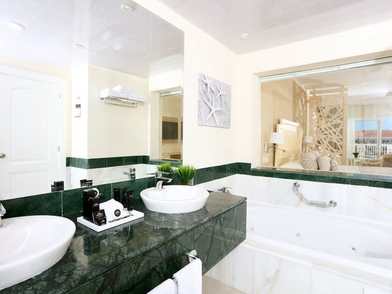 Luxury Bahia Principe Fantasia