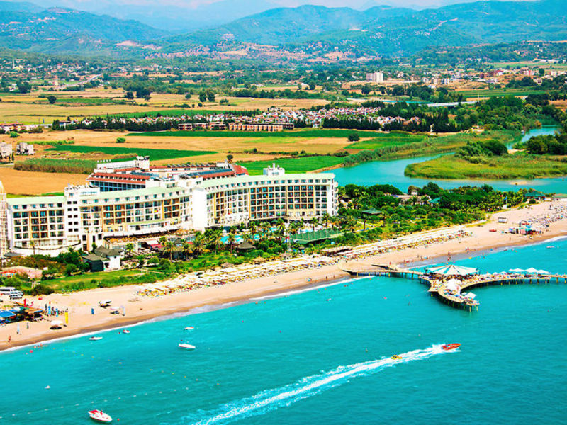 Lyra Resort Hotel