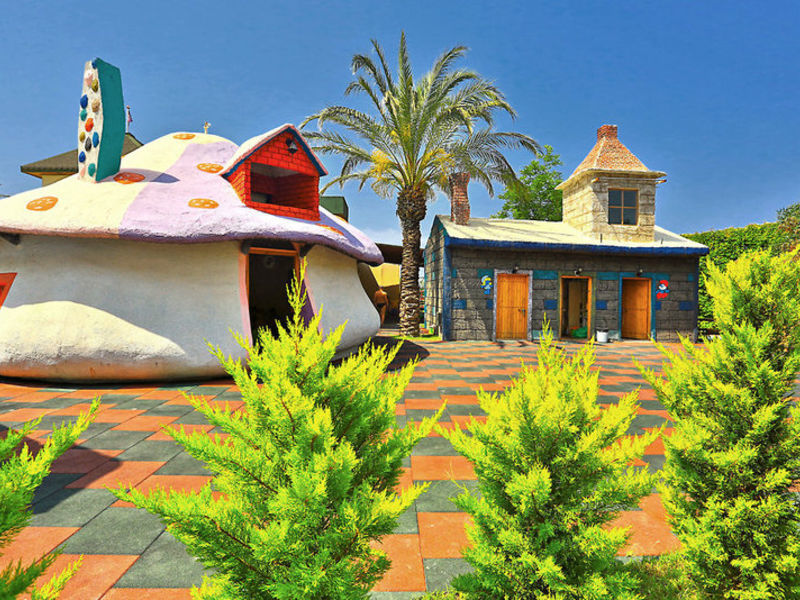 Lyra Resort Hotel