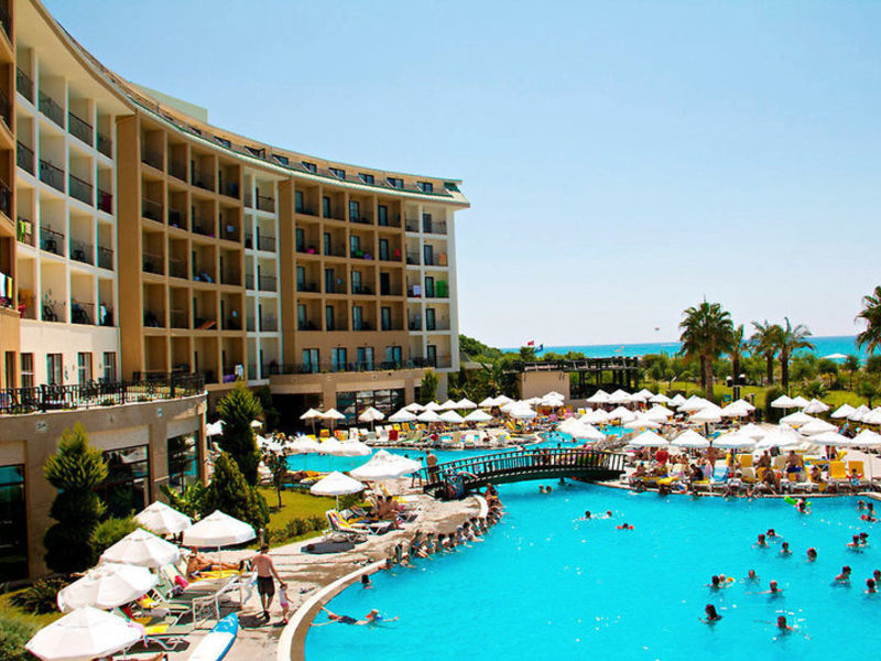 Lyra Resort Hotel