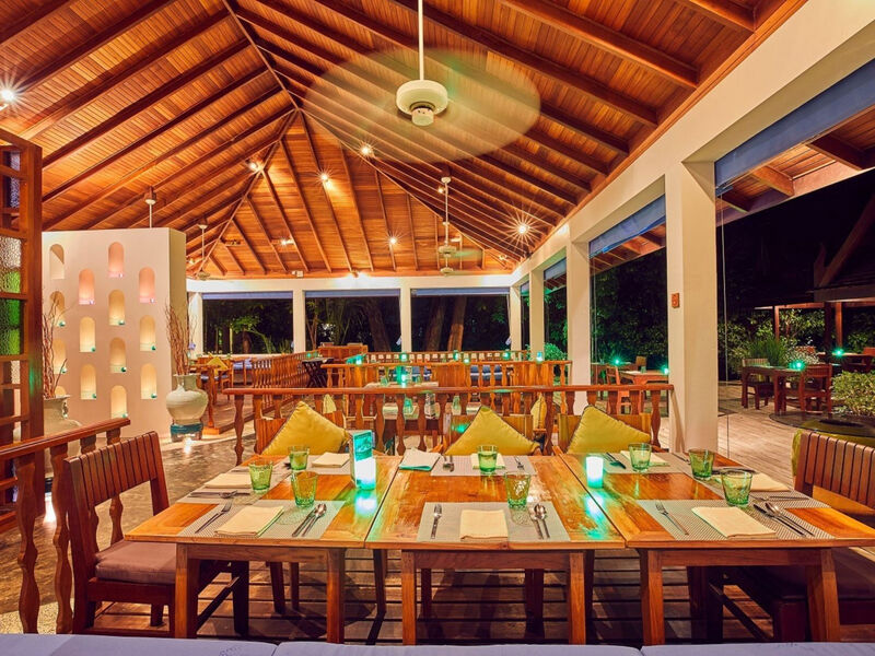 Machchafushi Island Resort &Amp; Spa Maldives, The Centara Collection