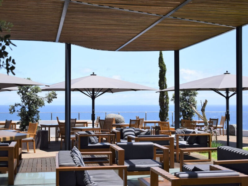 Madeira Regency Cliff