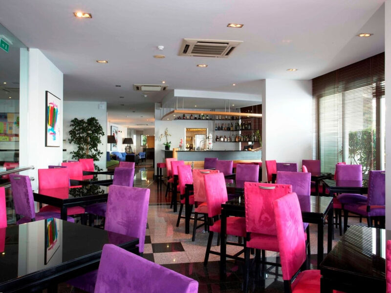 Madeira Regency Cliff