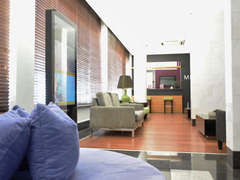 Madeira Regency Cliff