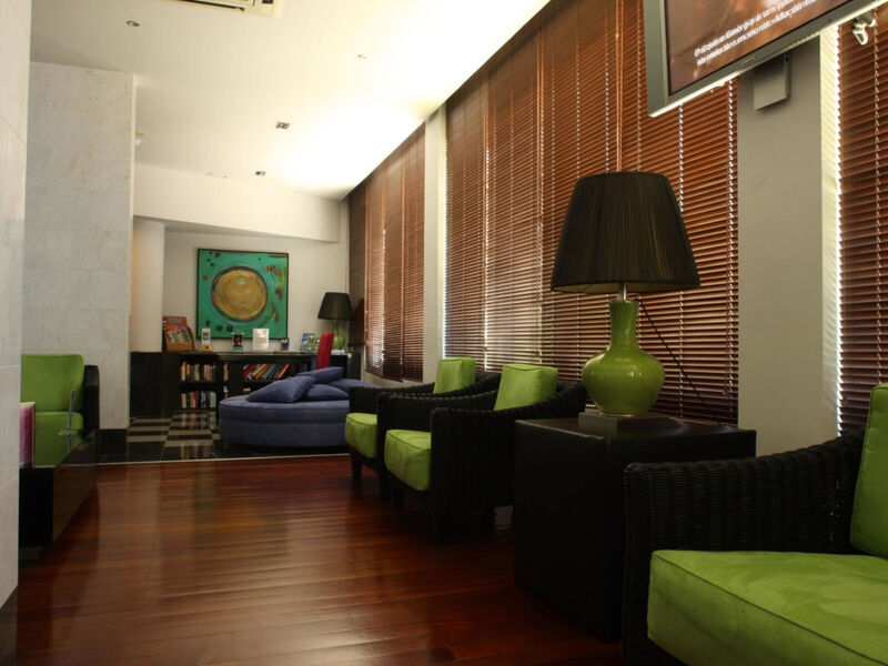 Madeira Regency Cliff