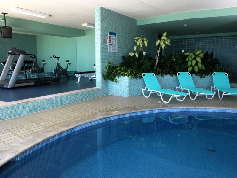 Madeira Regency Cliff