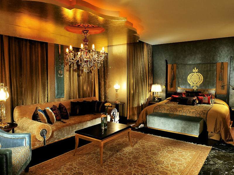 Mardan Palace