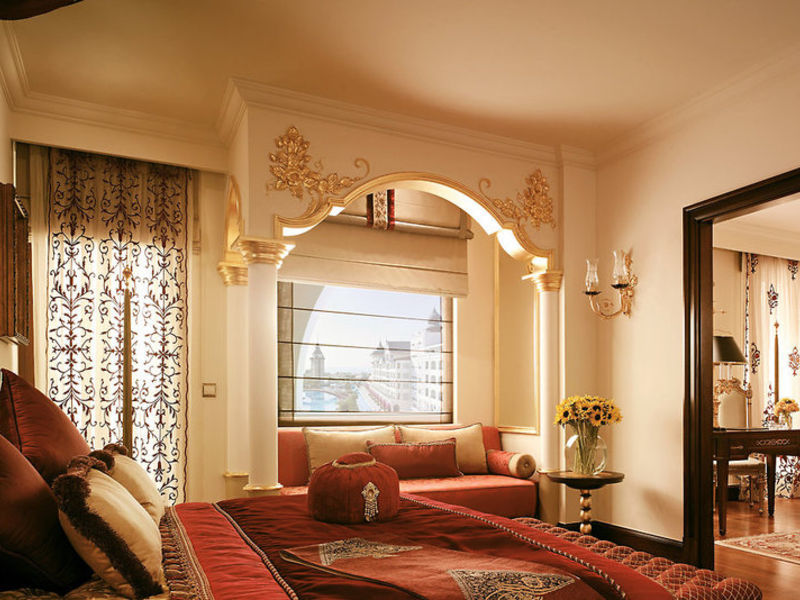 Mardan Palace