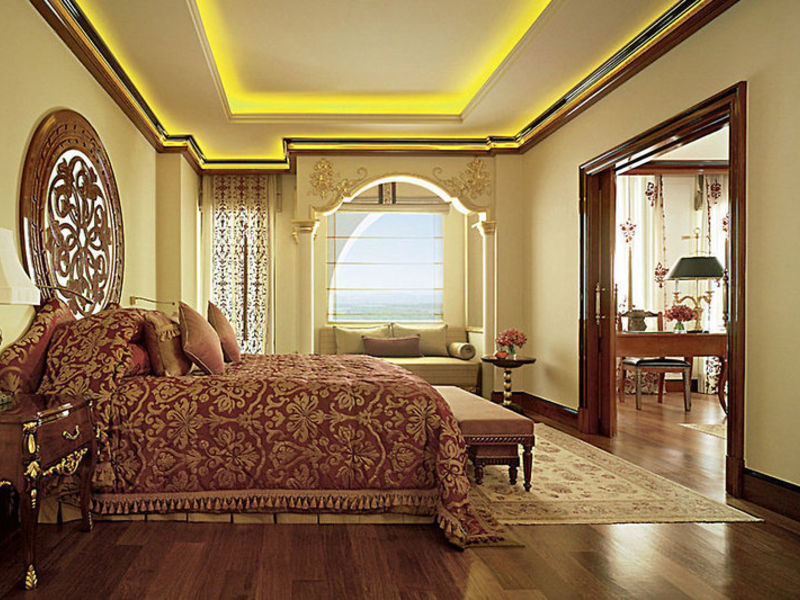 Mardan Palace