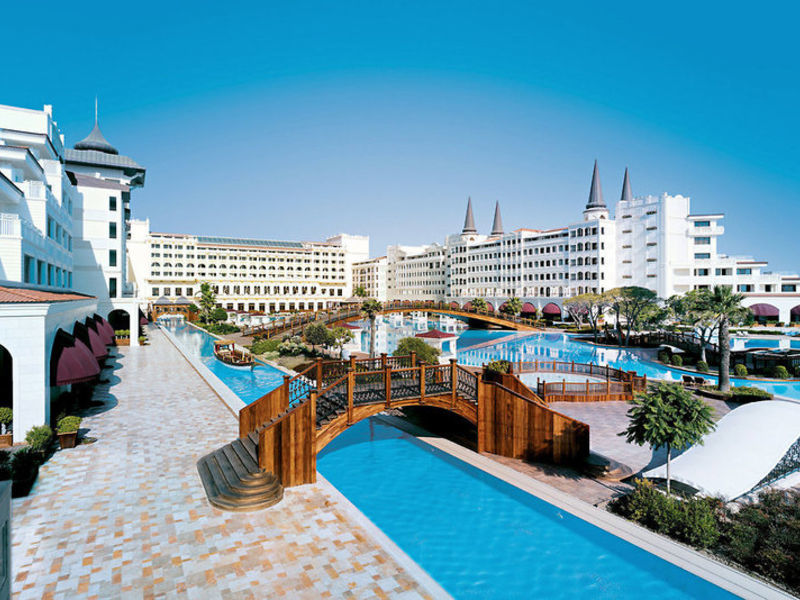Mardan Palace