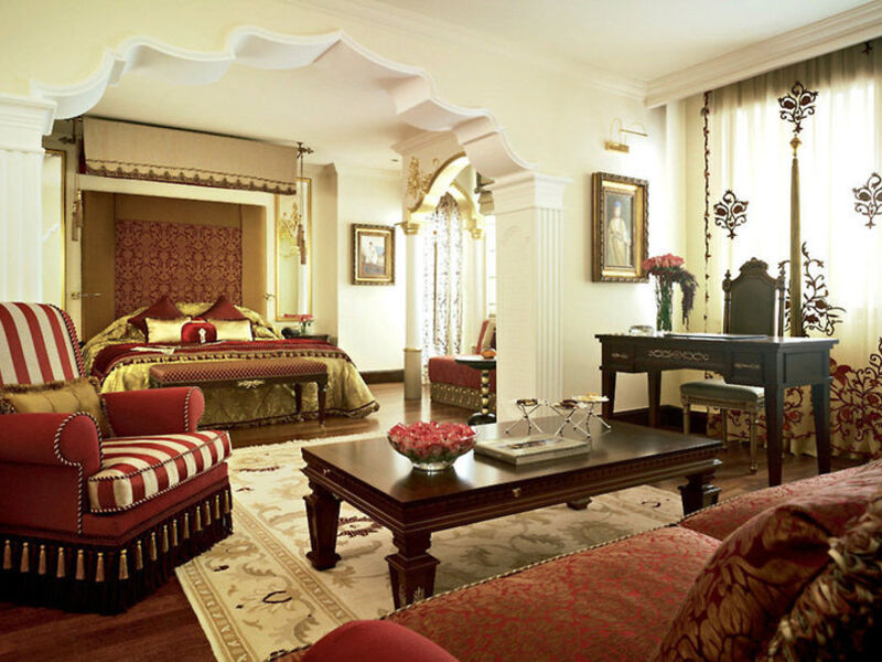 Mardan Palace