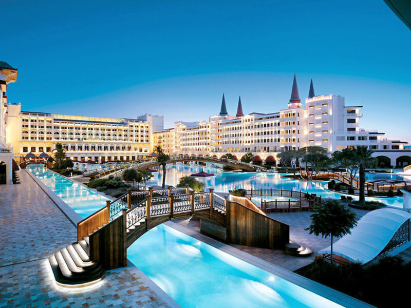 Mardan Palace