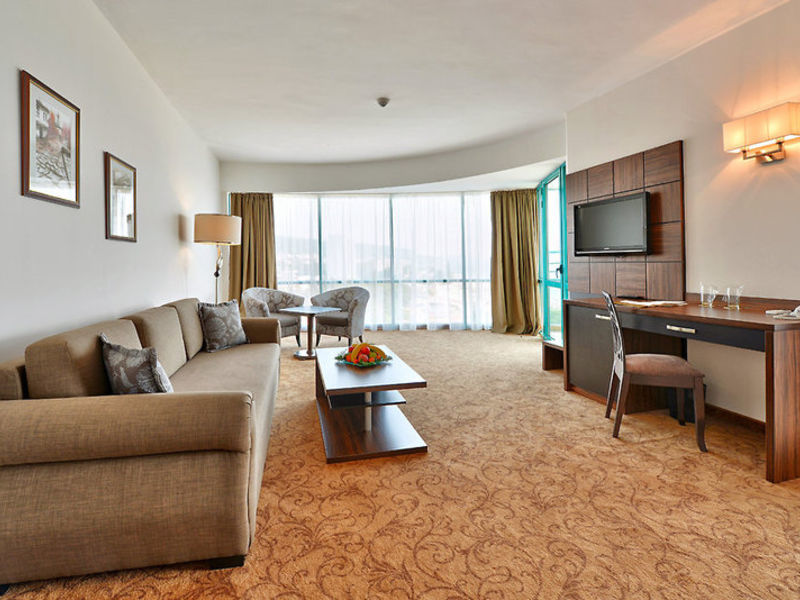 Marina Grand Beach Hotel