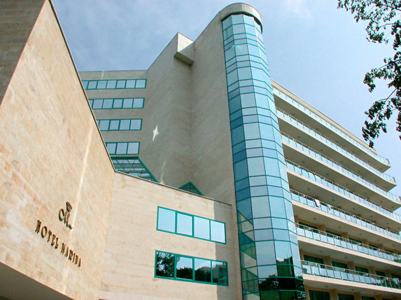 Marina Grand Beach Hotel