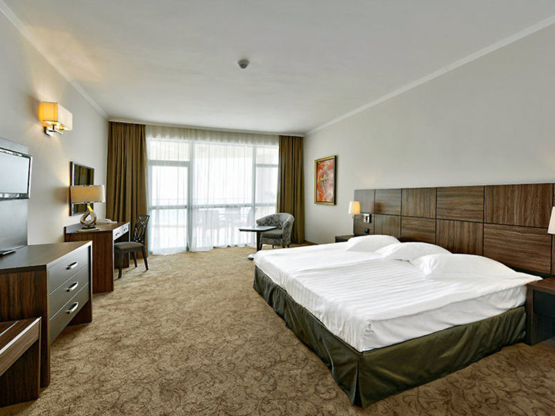Marina Grand Beach Hotel