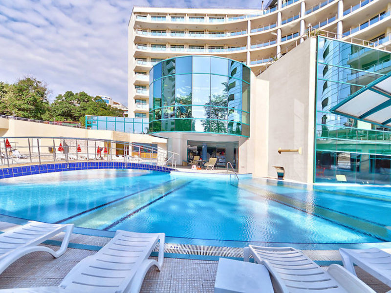 Marina Grand Beach