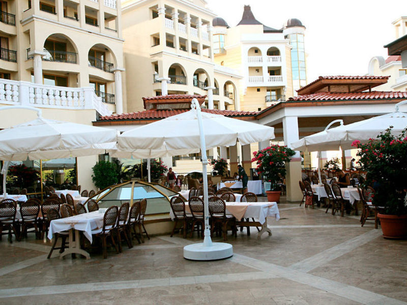 Marina Royal Palace
