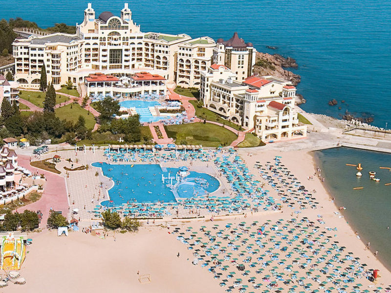 Marina Royal Palace