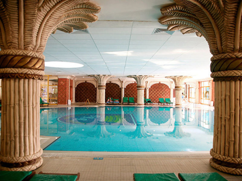 Marina Royal Palace