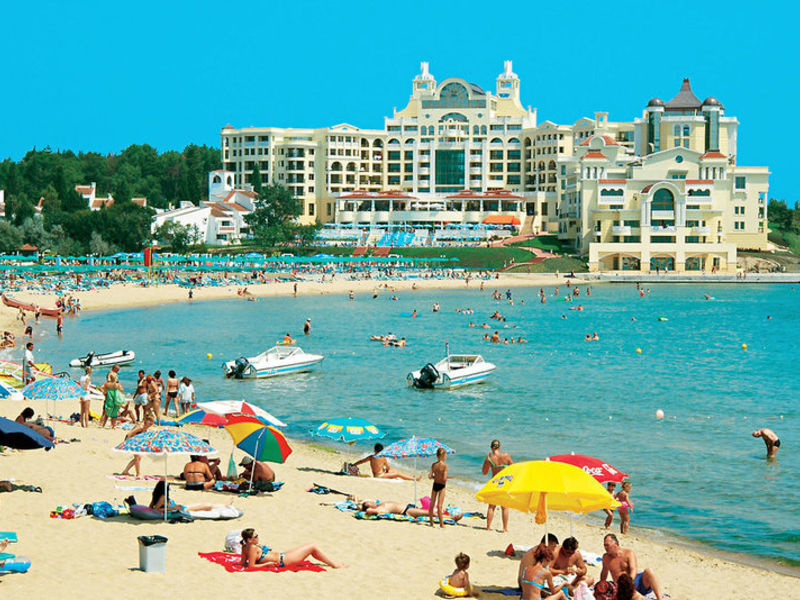 Marina Royal Palace