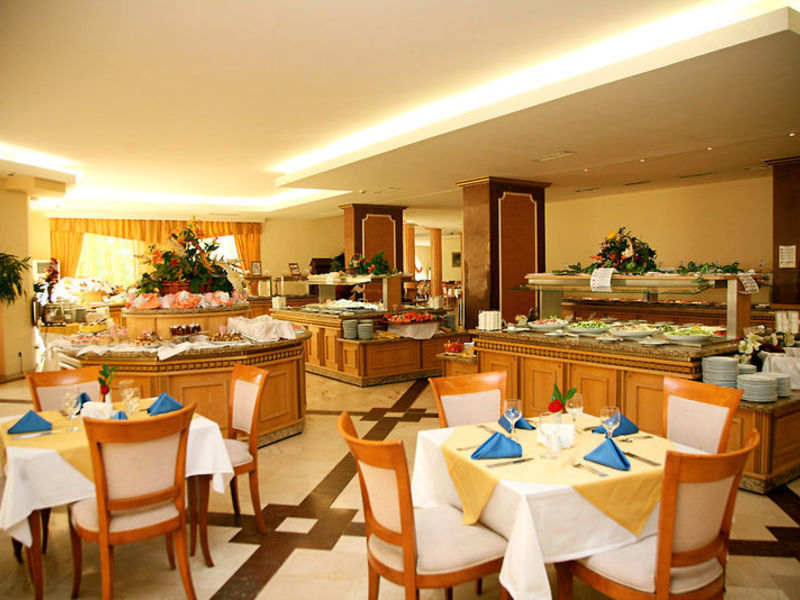 Marina Royal Palace