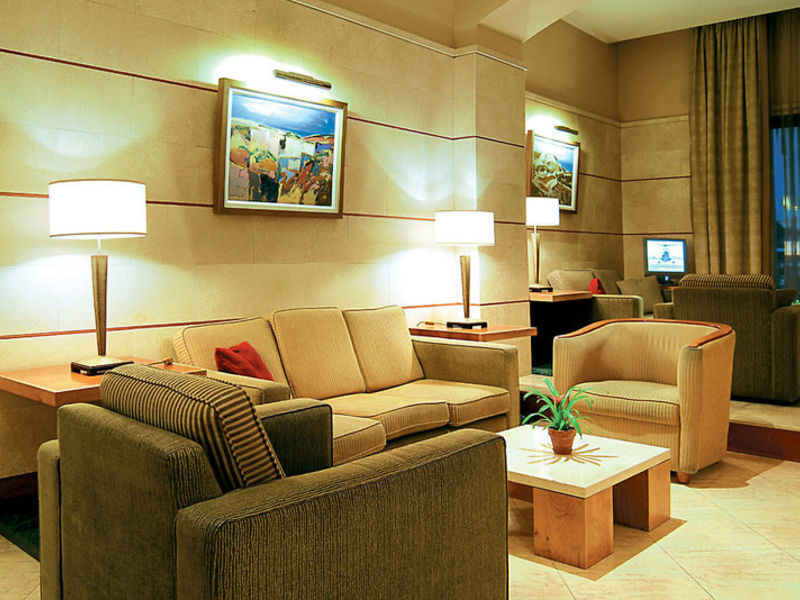 Maritim Antonine Hotel & Spa